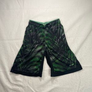Champion Basketball Athletic Running Shorts Duodry Boys Kids Green Black Size M